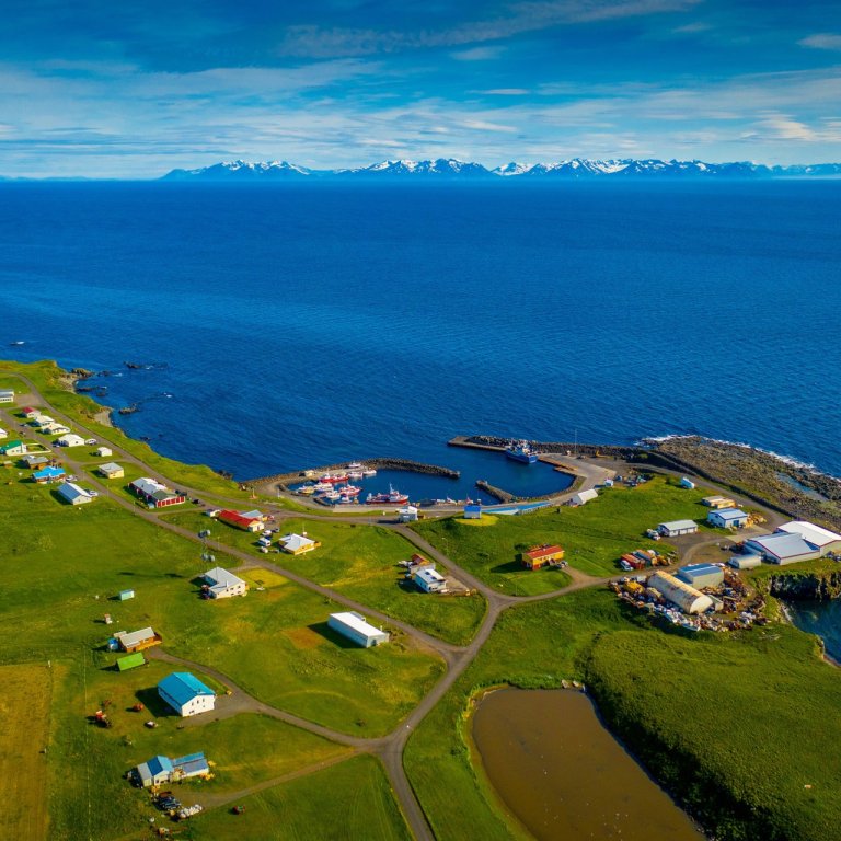 Auka flug í Grímsey